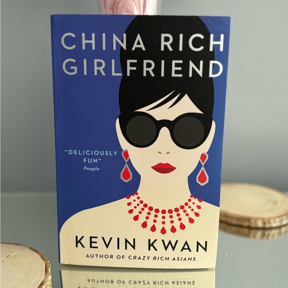 Crazy Rich Asians 3 Novel Series. Includes all three books - Picture 4 of 5